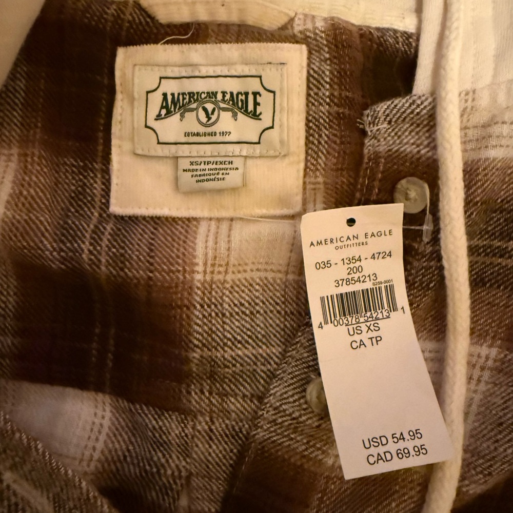 Women's Plaid Button-Up Hoodie - Picture 2 of 2